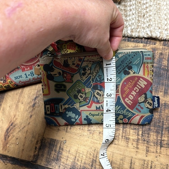 Disney Mickey Mouse tote bag with matching wristlet  nwt lots of room patch work - Picture 11 of 11